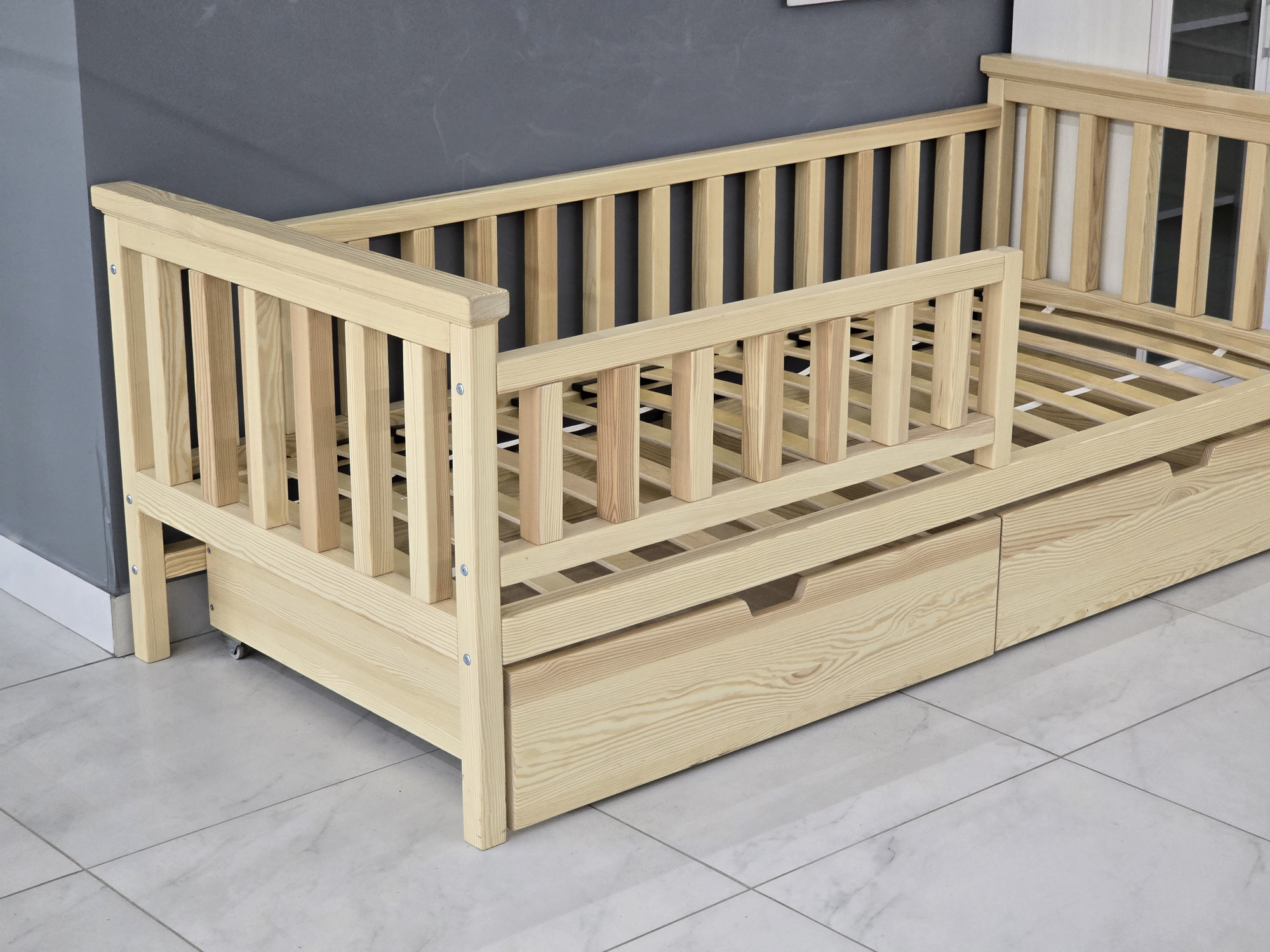 Кровать деревянная Лотос-5 с ящиками лак