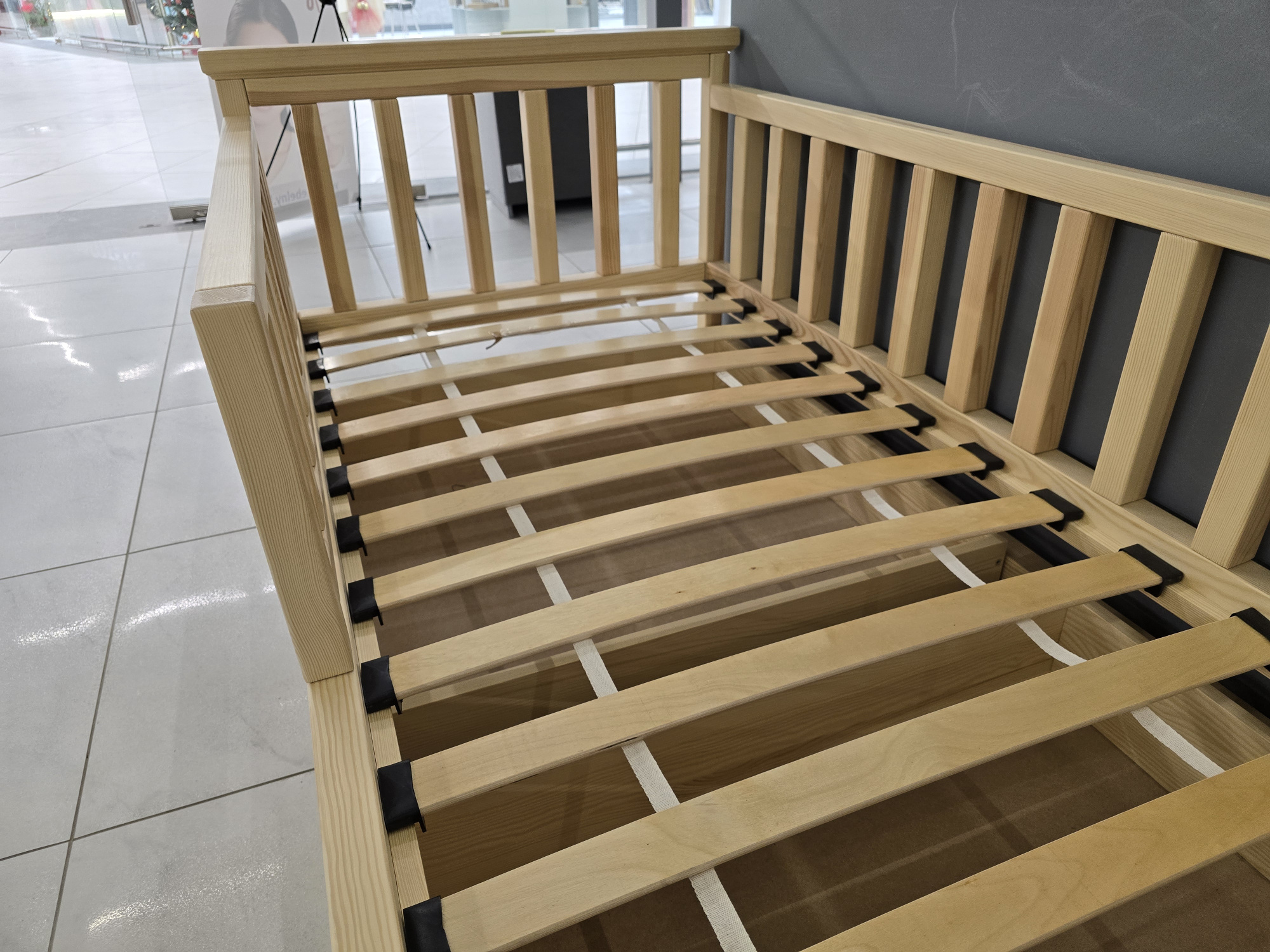 Кровать деревянная Лотос-5 с ящиками лак